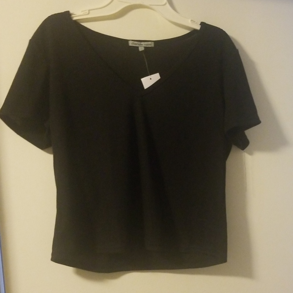 Black t shirt crop top